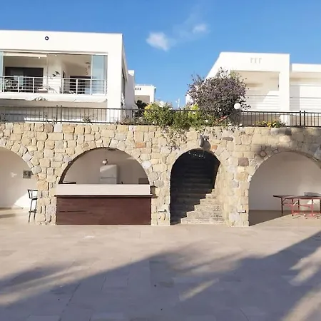 Seaview Luxury בודרום